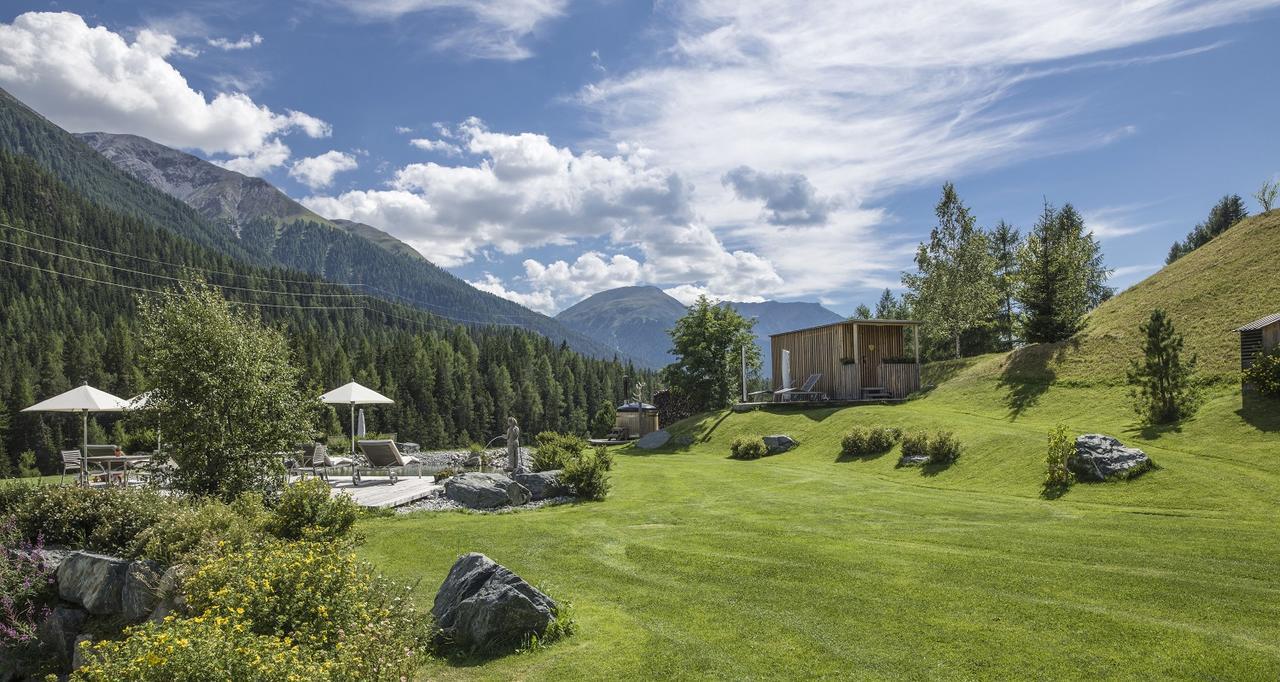 Relais & Chateaux In Lain Hotel Cadonau Brail Exteriör bild