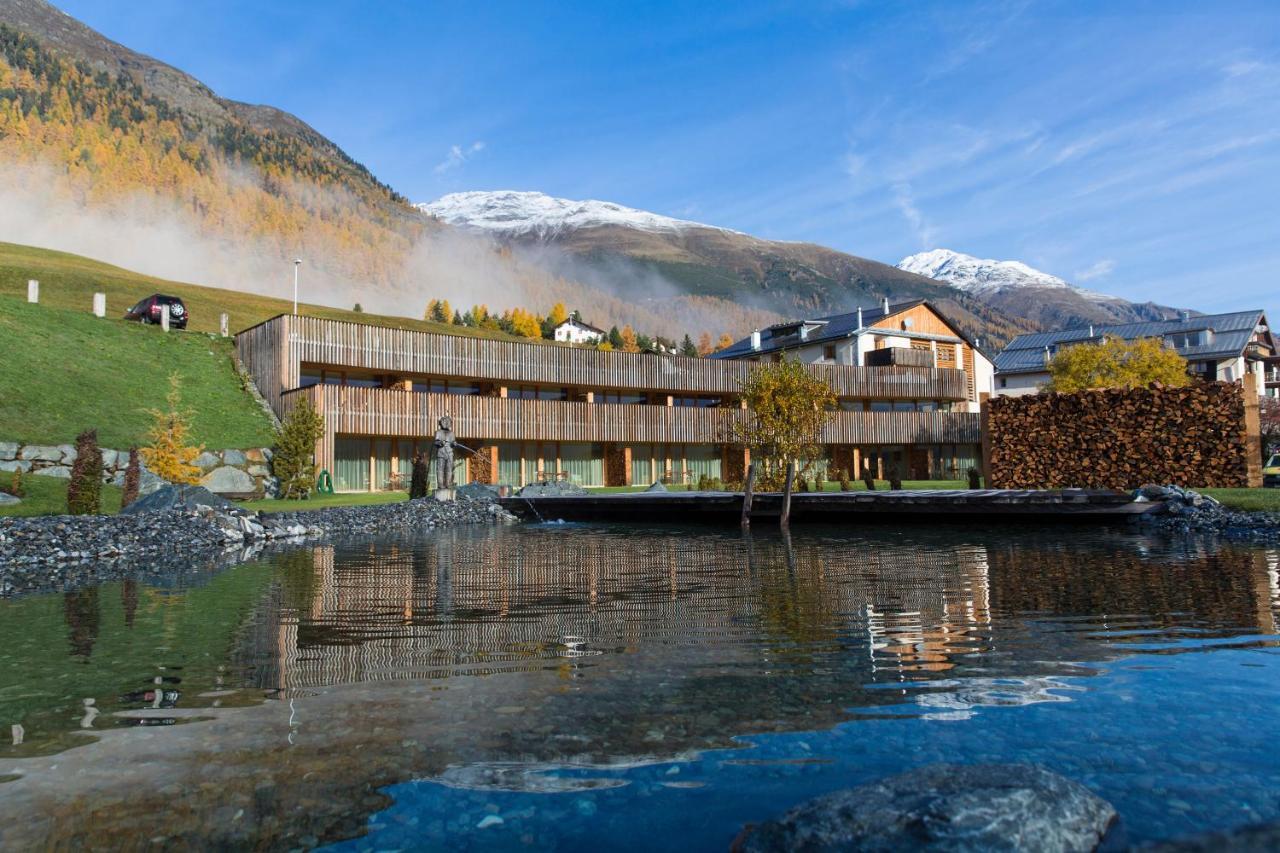 Relais & Chateaux In Lain Hotel Cadonau Brail Exteriör bild